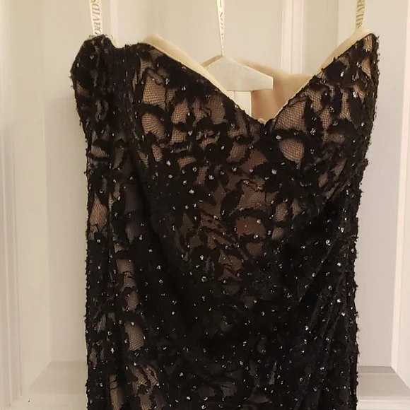 David's Bridal Formal Strapless Dress- Size 4 - Picture 7 of 8